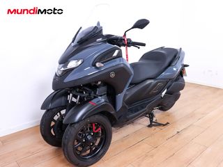 YAMAHA TRICITY 300