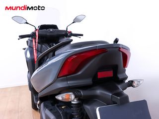 YAMAHA TRICITY 300
