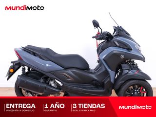 YAMAHA TRICITY 300