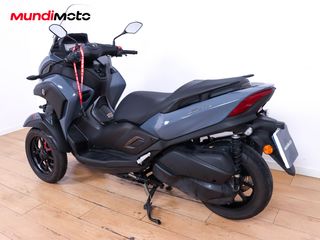 YAMAHA TRICITY 300