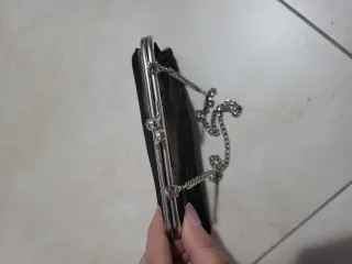 Pochette da sera con catena