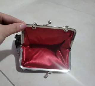 Pochette da sera con catena