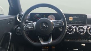 Mercedes-Benz Clase A 180 100 kW (136 CV)