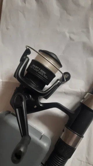 Caña de pescar Caperlan 350 + carrete+accesorios