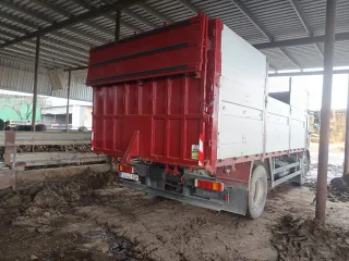 Camión Renault premium 250