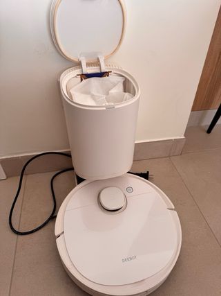 Aspirador Ecovacs Deebot T9+ con autovaciado