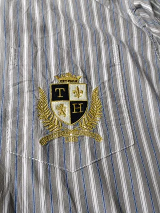 Camisa Tommy Hilfiger manga larga gris de rayas