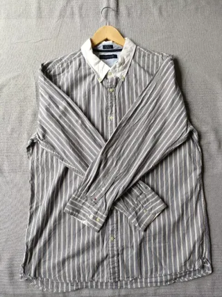 Camisa Tommy Hilfiger manga larga gris de rayas