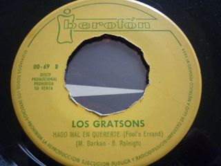 Los Gratsons - "Hago Mal En Quererte" SINGLE