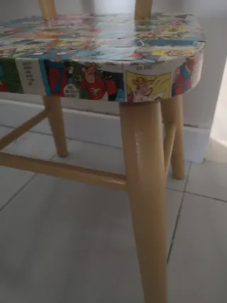 Silla infantil madera decorada cómic