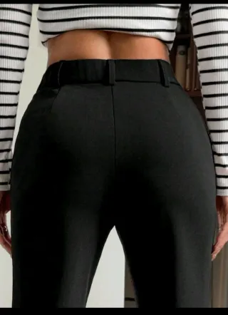 Pantalones acampanados de cintura alta
