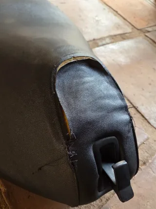 Asiento Piaggio Fly 2005 para Retapizar