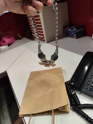 Collar estilo flor plata años 80