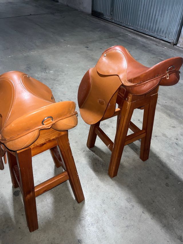 Sillas de montar de cuero