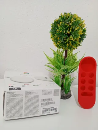 Google Chromecast 4K + Funda Roja