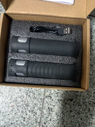 Manopole Bici con Indicatori Luminosi