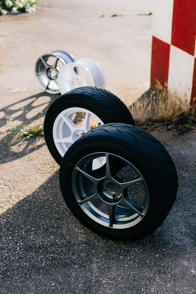 Llantas RACING DIVISIÓN súper ligeras