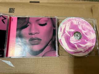 CD Rihanna Rated R + Loud