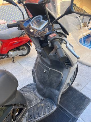 Aprilia 250 ie Maxi Scooter