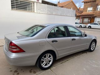 Mercedes-Benz Clase C 170.000km