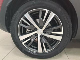 Peugeot 3008 Hybrid 225 e-EAT8 Allure Pack