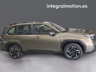 Subaru Forester 2.0i Hybrid Active