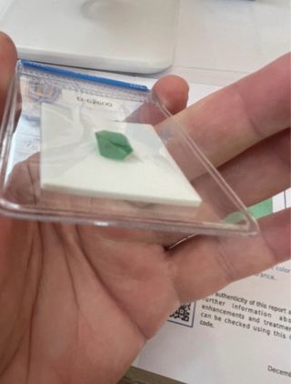 Esmeralda Brasileña 2.29Ct Natural IGE