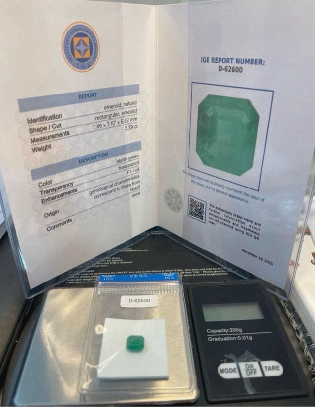 Esmeralda Brasileña 2.29Ct Natural IGE