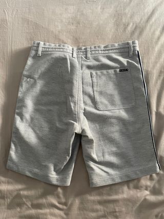 Pantalón corto vestir Zara gris