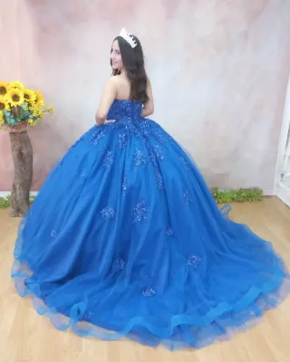 WhatsApp 687 095 722