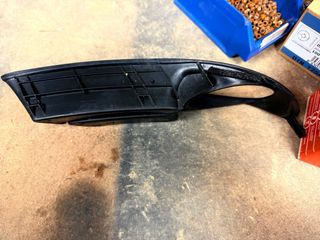 Plástico Antiniebla Izquierdo Toyota Corolla