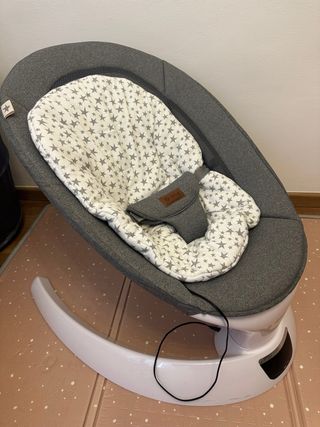 Hamaca jané Moon giratoria con música