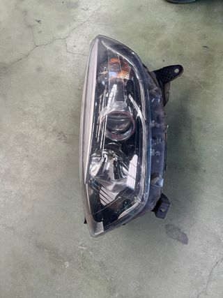 Faro Izquierdo Renault Captur