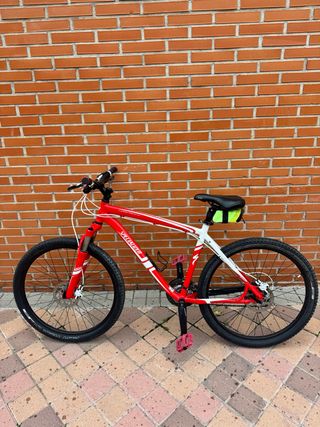 Bicicleta Specialized