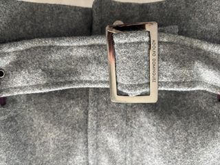 Chaqueta corta Adolfo Domínguez gris