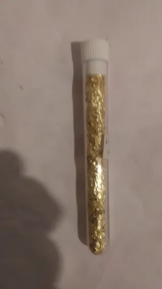 Tubo con virutas de oro 22k