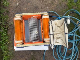 Robot Limpiafondos AstralPool