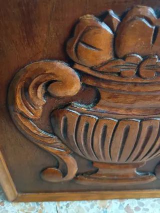 Cuadro Decorativo de Madera Tallada