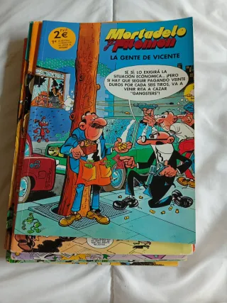 9 comics Mortadelo y Filemón.