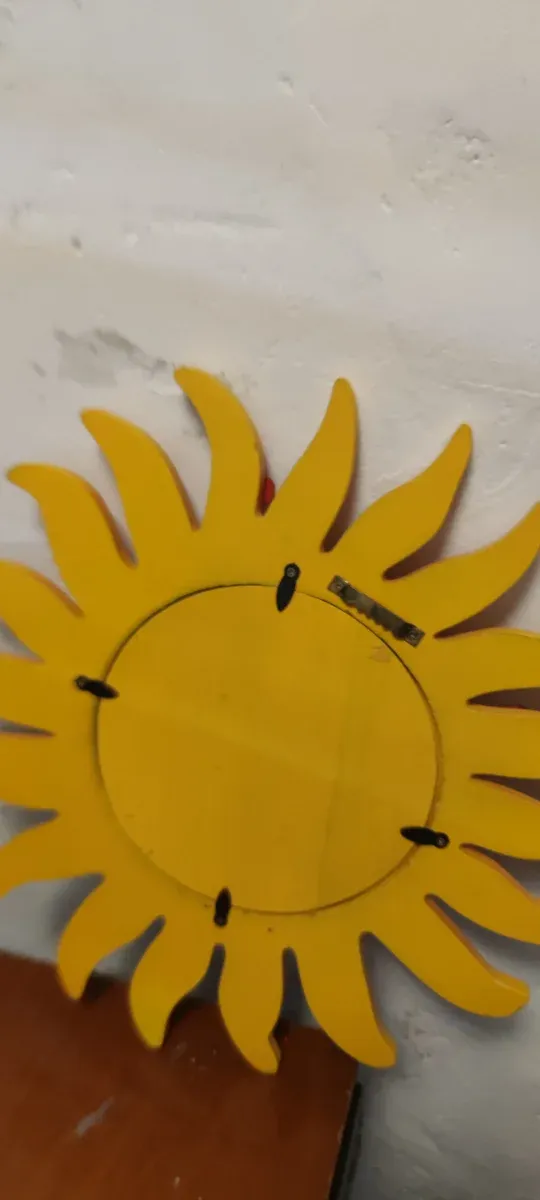 Espejo Sol Decorativo con Mariquitas