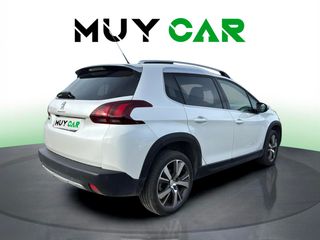 Peugeot 2008 PureTech 110 S&S Allure 81 kW (110 CV)
