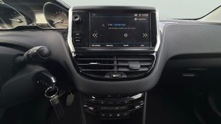 Peugeot 2008 PureTech 110 S&S Allure 81 kW (110 CV)