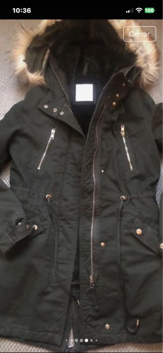 Abrigo Bershka verde militar talla S