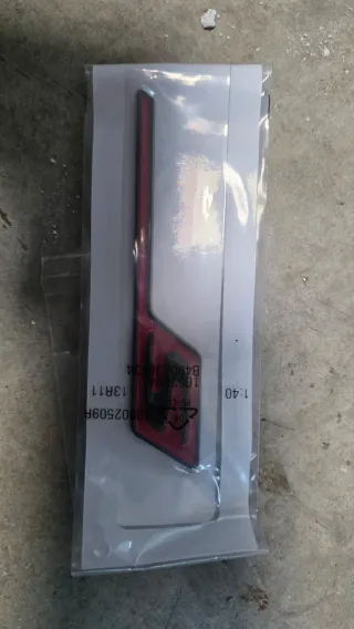 Emblema S Mercedes-Benz