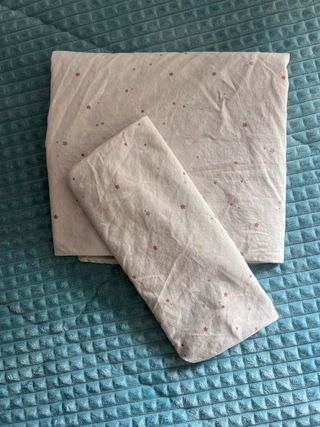 Ropa cuna: edredón, almohada, f.nórdicas y sábanas