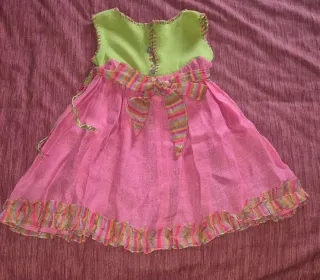 Conjunto bebé vestido, rebeca y bolsa