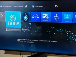 PS4 Pro 1TB Negra IMPECABLE!!