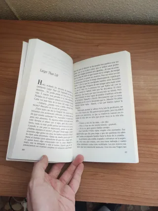 Maldita adolescente (Gran Angular) (Spanish Edi...