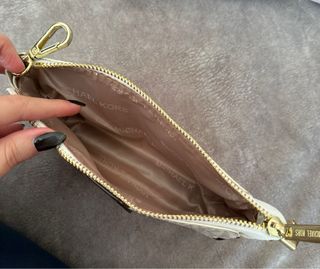 Set de bolsos y monedero de marca local