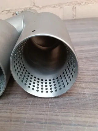 ER Punta de silenciador de doble salida, tipo "U".